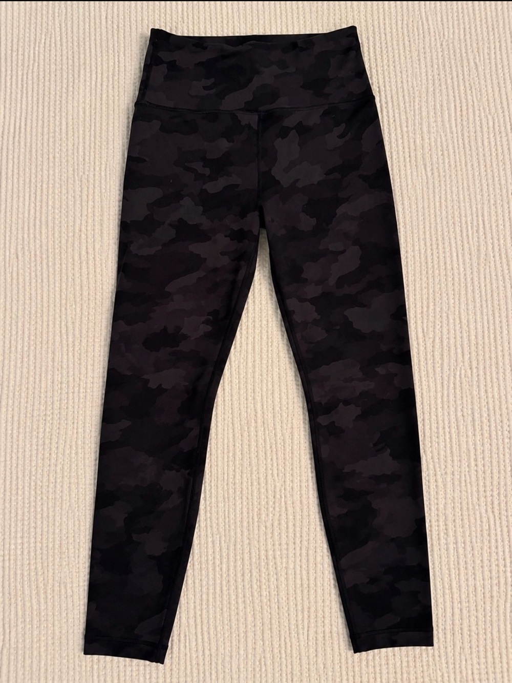 Lululemon Wunder Train High-Rise Leggings 29”| Black Camo | Size 10